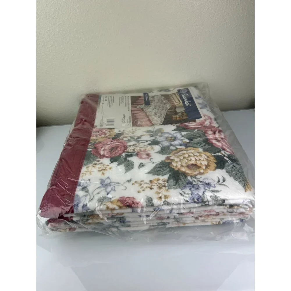 Beacon Blanket NEW Full Bloom Floral Blanket TWIN/FULL 72x90 Vintage Cottagecore